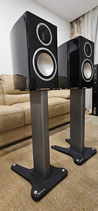 Set standuri originale pentru boxe de raft producator Monitor Audio