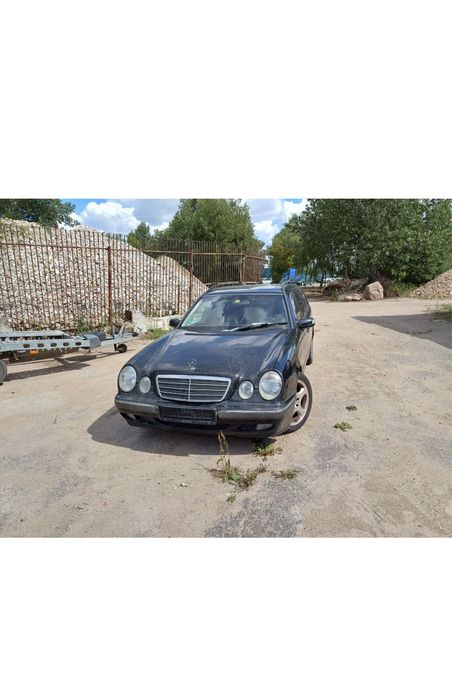 Запчасти на W210 мерседес