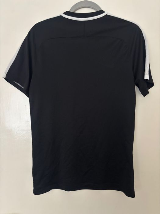 Мъжка спортна тениска Nike