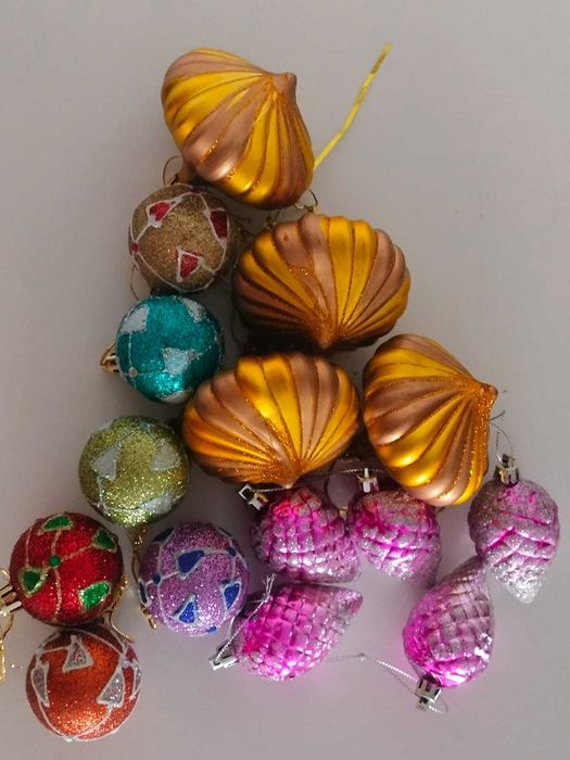 Продаю елочные игрушки