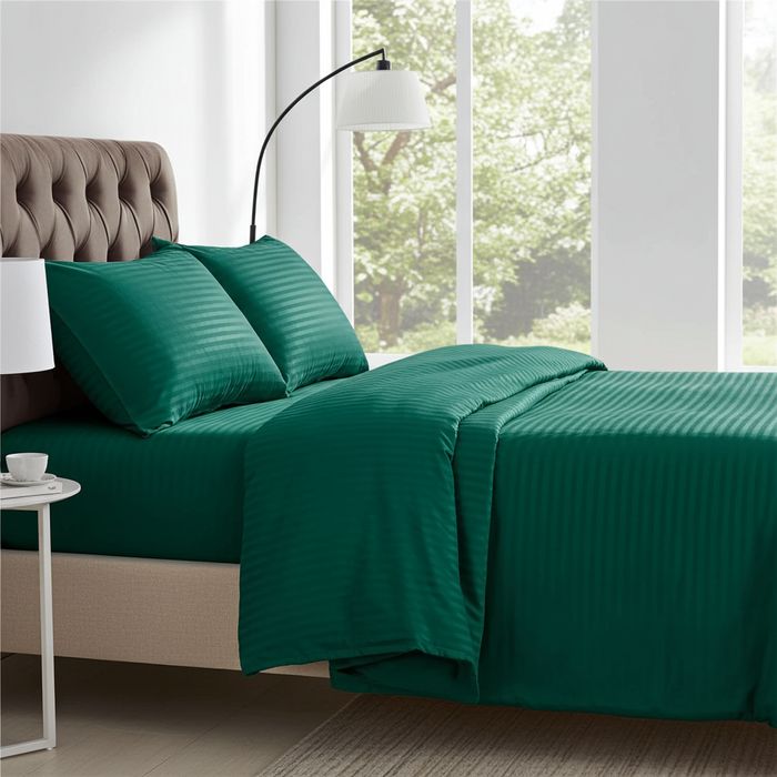 Lenjerie Damasc Cuba Dx018, Damasc, 4 Piese, Cu Elastic, Verde