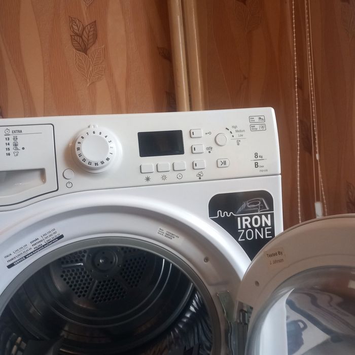 Сушилня Ariston hotpoint - НОВА