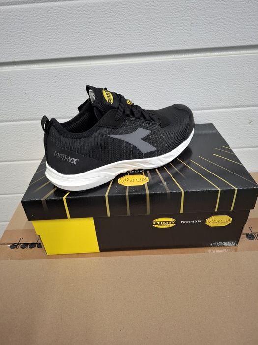TOP NOUTATE!!! Diadora Matrix by Vibram incălțăminte, bocanci de munca