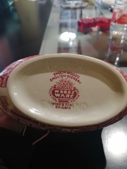 Стара ръчно рисувана английска сосиера Wood & Sons England
