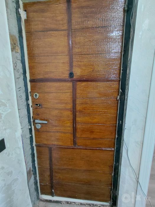 Срочно продаётся железная дверь