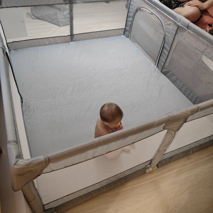 Манеж детский, в отличном состоянии