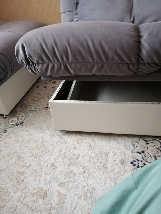 Продаю мягкий уголок.