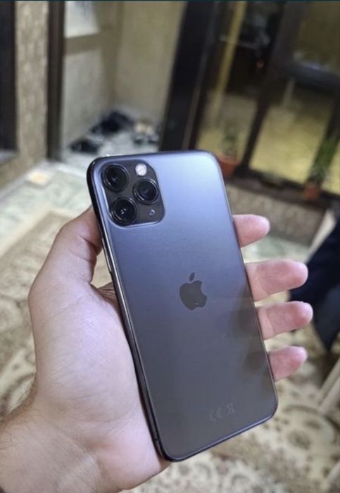 iPhone 11 про 64 гб