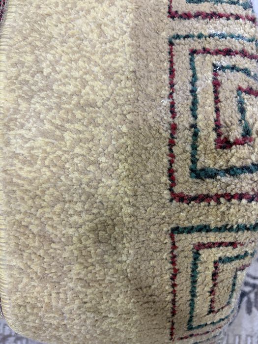 Продам Ковры 2*3