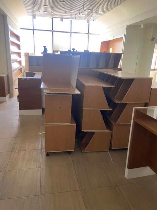 Отдам бесплатно шкафы