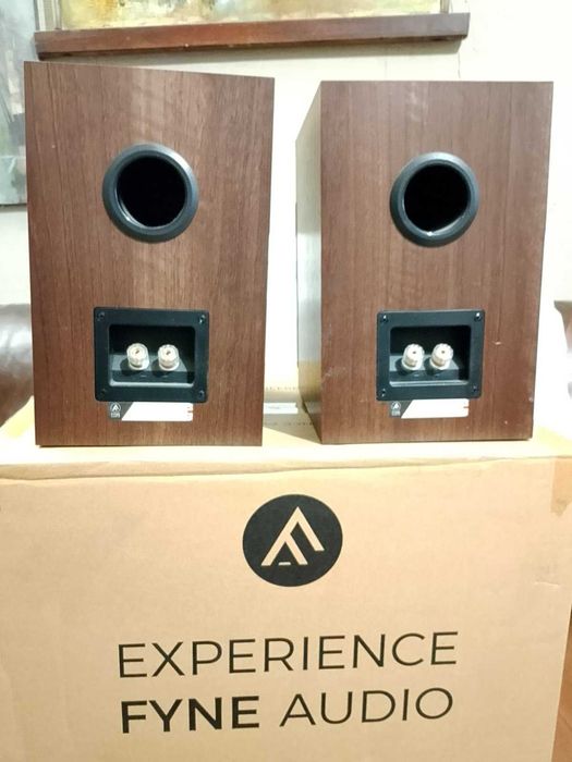 Промоция!!! Fyne Audio  F301  тонколони