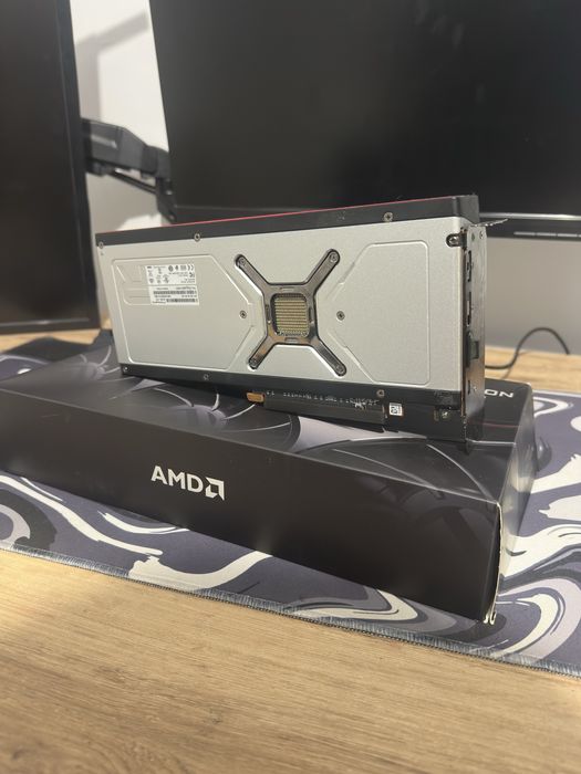 Видеокарта Amd Rx6800 16GB reference edition
