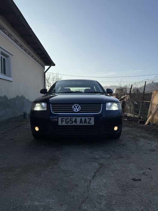 Vând Volkswagen Passat B5.5