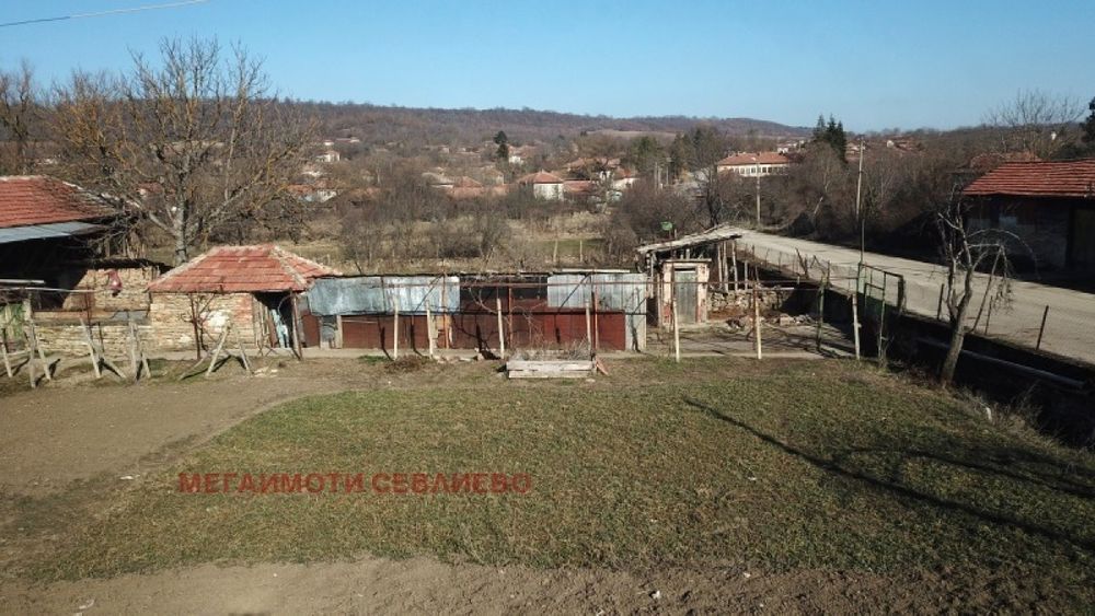 Продава се Къща в с. Агатово, Област Габрово - 200 кв.м за 75 €/кв.м - Снимка #5