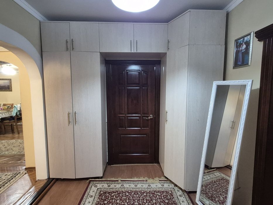 Шкаф очень в хорошем состоянии