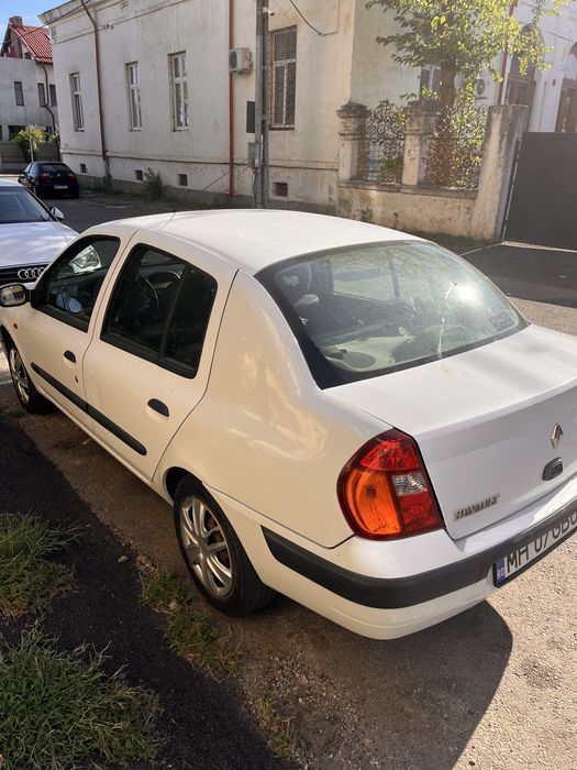 Renault Clio 2003