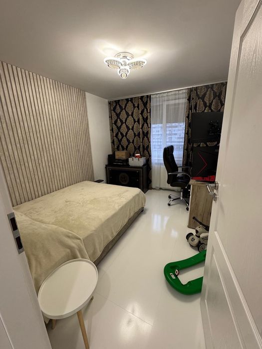 Inchiriez apartament 3 cam ultracentral