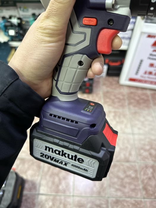 Шуруповерт-Ледобур МАКУТЕ, MAKUTE