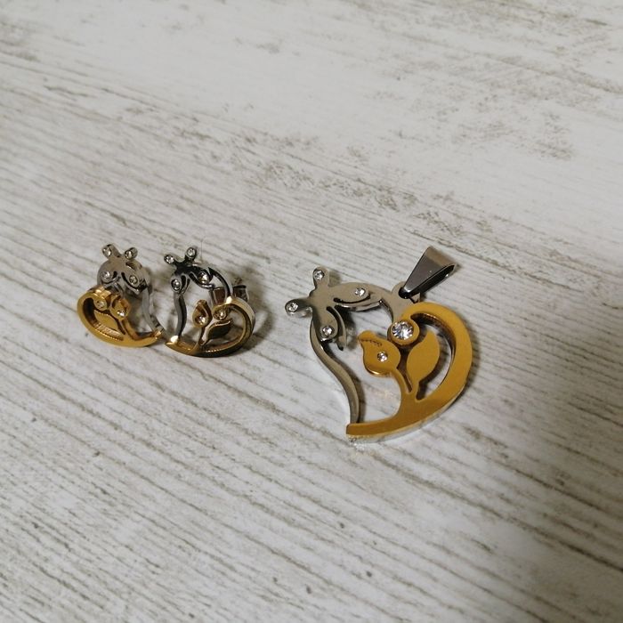 Лот бижута , гривни , часовник , обеци