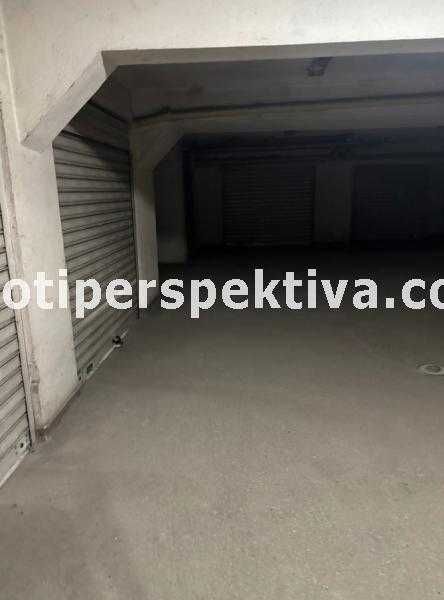 Продава се Гараж / Паркомясто в Пловдив, Център - 21 кв.м за 1213 €/кв.м - Снимка #2