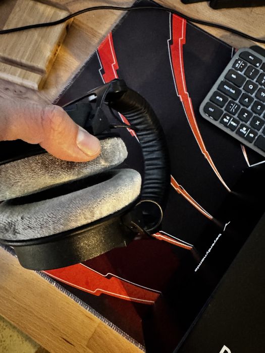 Casti Beyerdynamic DT-990 Pro