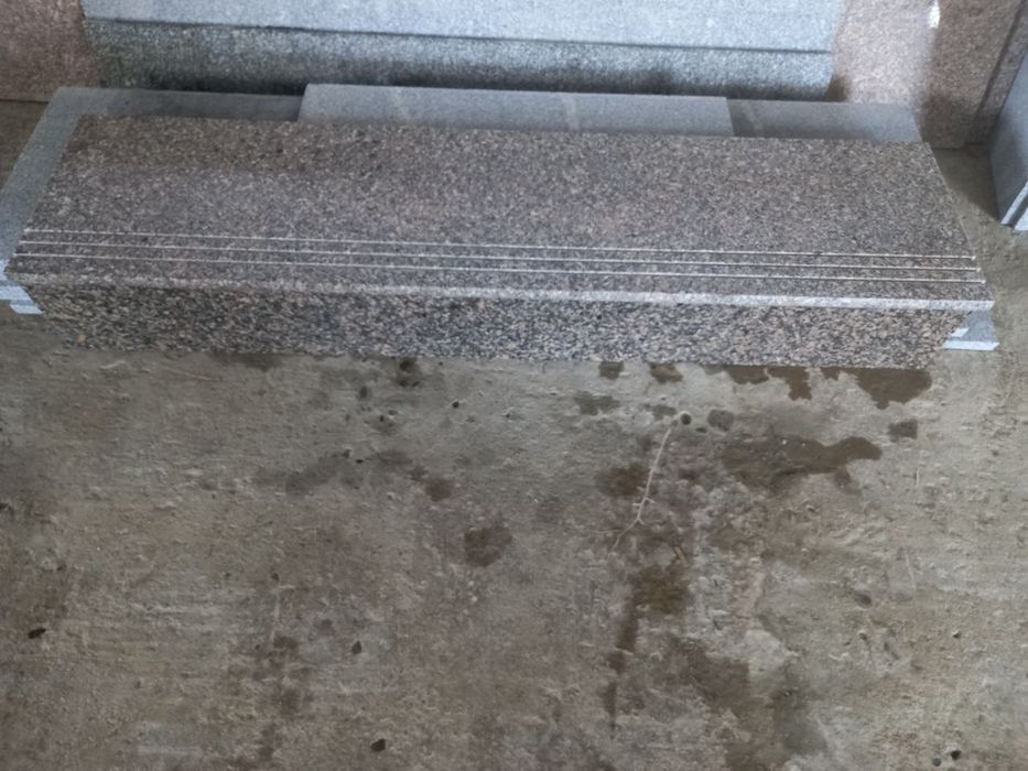 Кук Сарой гранит тошлар