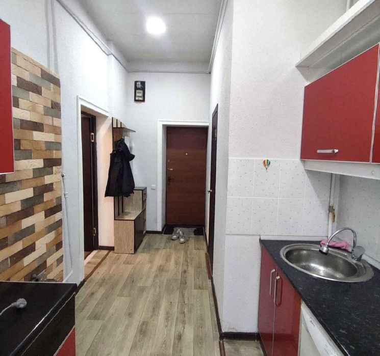 Продаю высокопотолочный дом 1-ком в самом центре ул.Нукус и А. Тимура