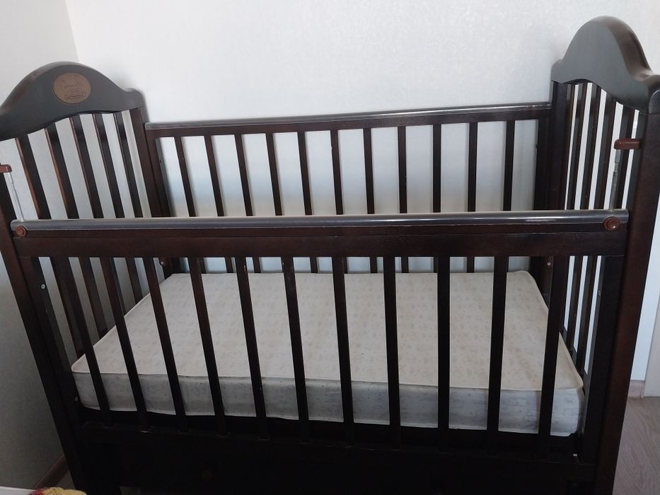 Продам детскую кровать