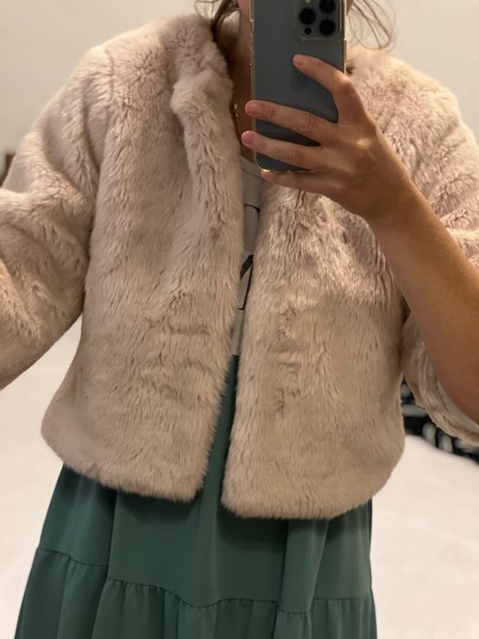 Късо палто S размер