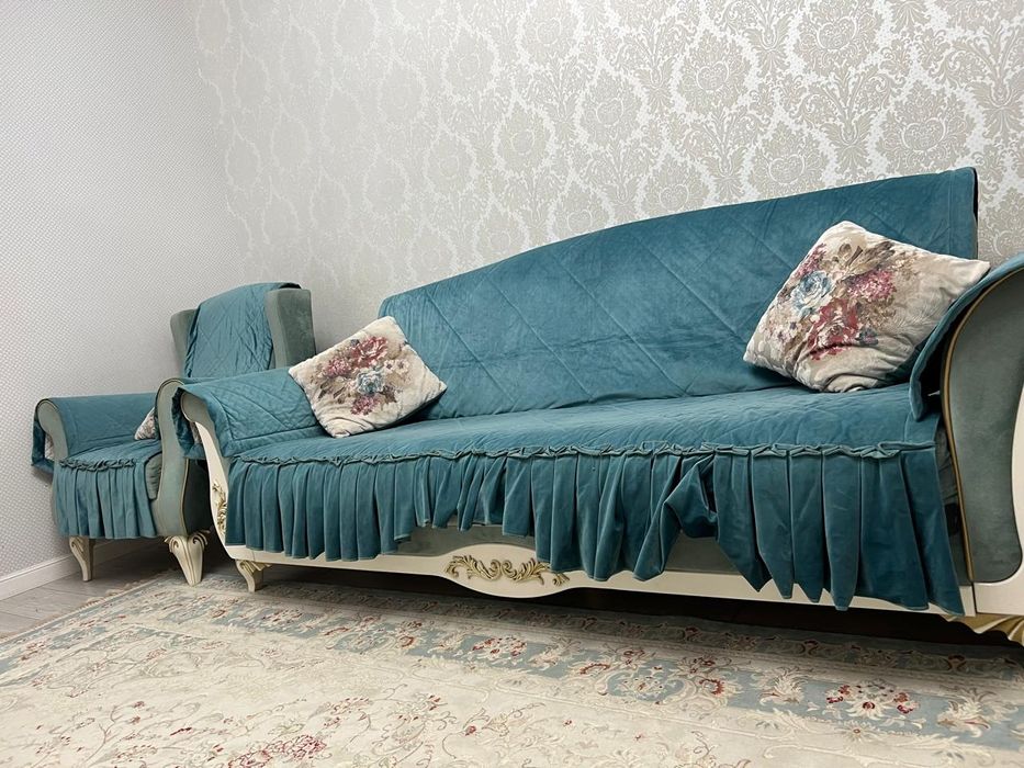 Мебель.Диван с креслом