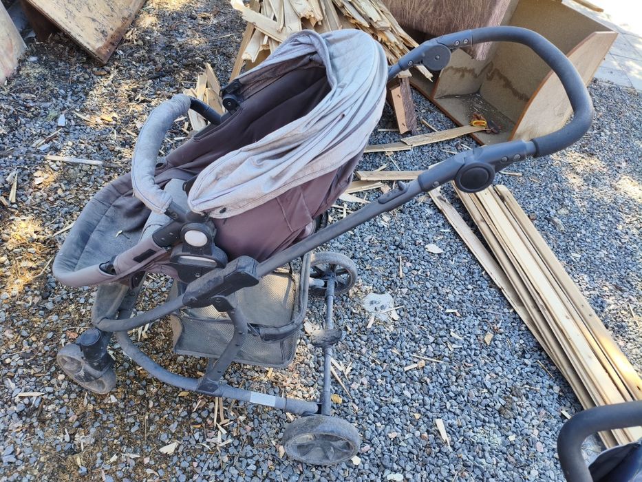 Коляска для прогулок