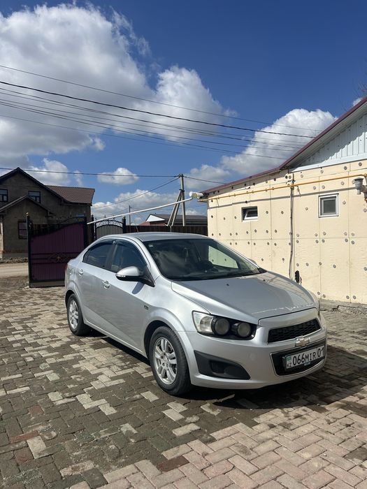 Продам chevrolet aveo 2014 автомат шевроле