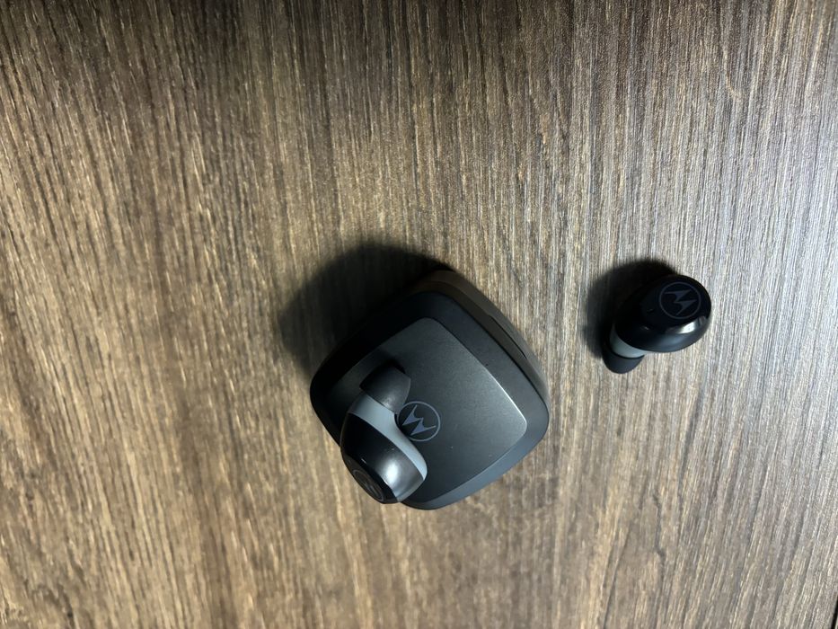 Слушалки Motorola Verve Buds 100