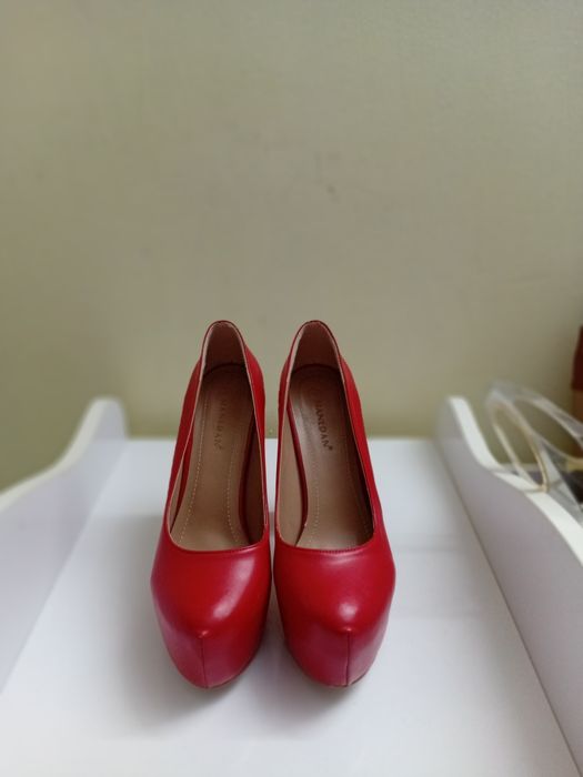 Tufli HANEDAN original yangidek