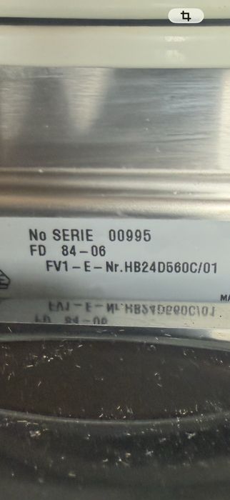 Фурна за вграждане за готвене на пара Siemens