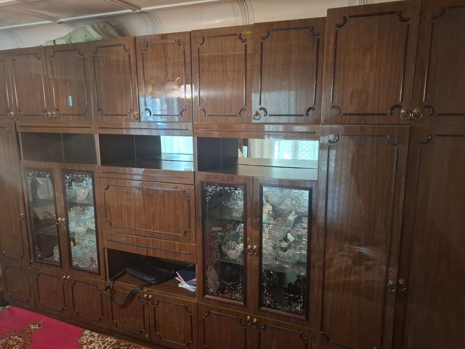 Стенка в хорошем состоянии,  цена договорная, б.у