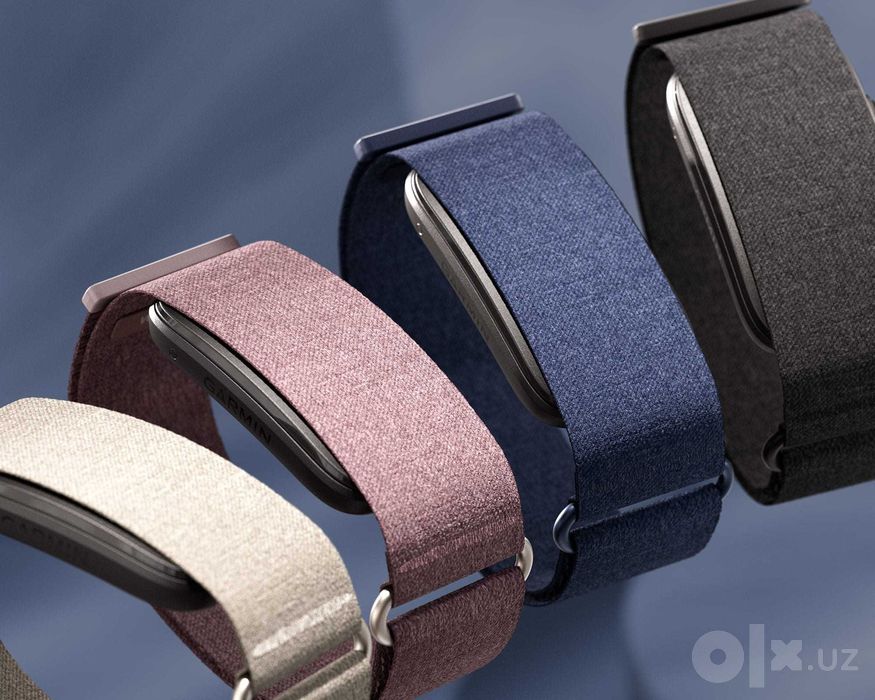 Garmin CIRQA Smart Band Умный браслет фитнес-трекер