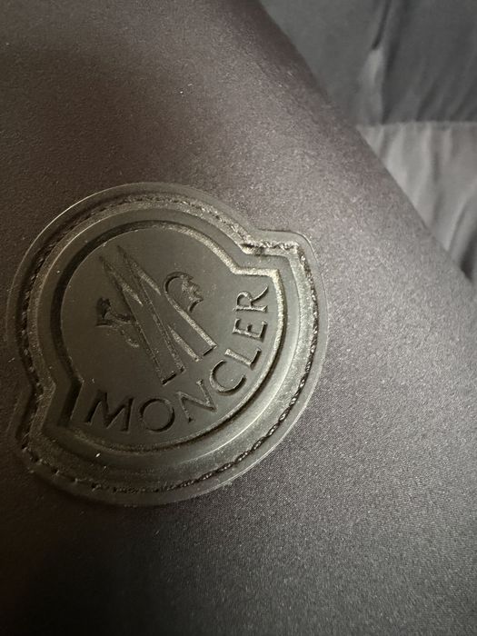 Moncler down зимно мъжко яке с пух Оригинал с код!