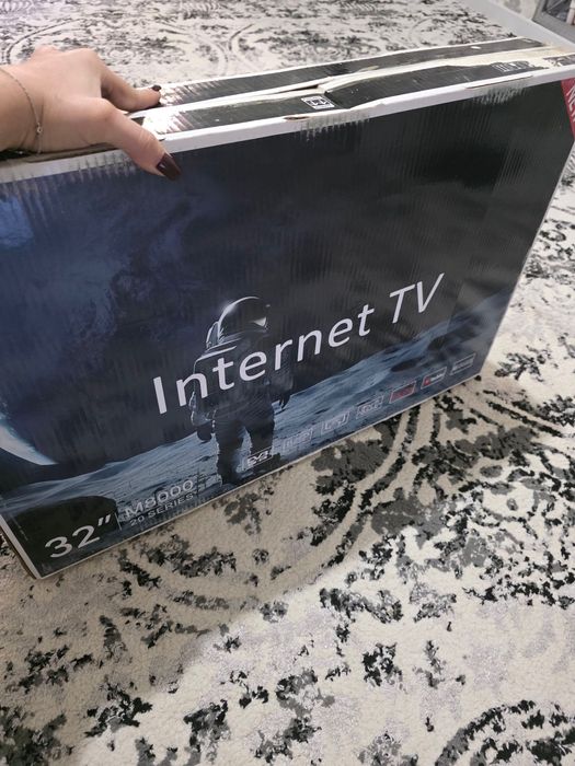 Продается телевизор