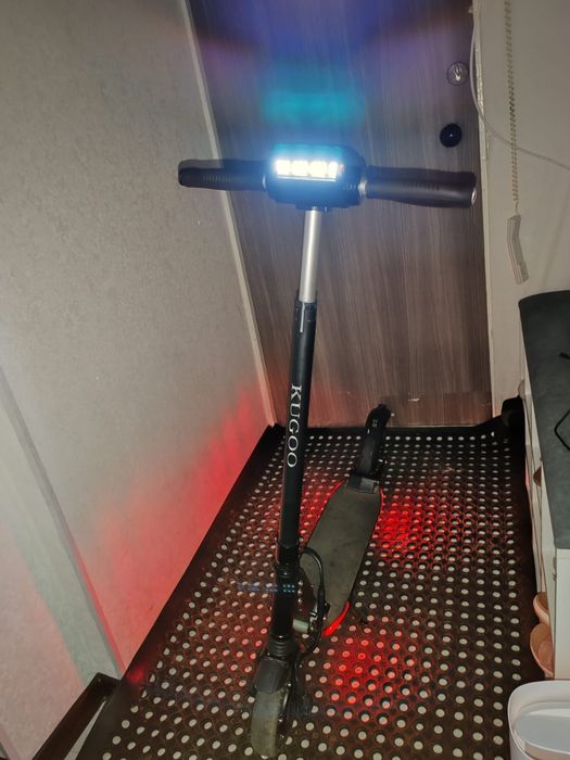 Электросамокат,хороший мощный