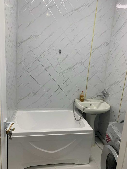 Юнусабад 8кв. Сдается 1-ком переделенная 2-ком