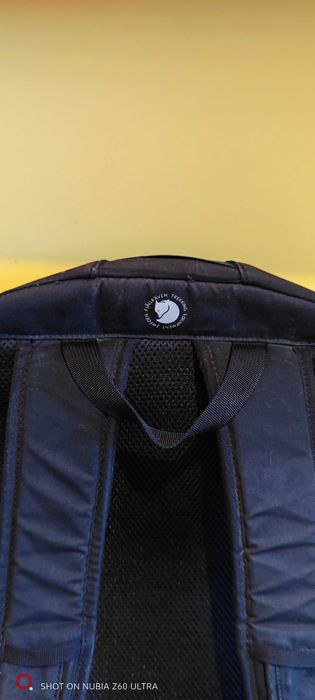 Vând rucsac Fjall raven