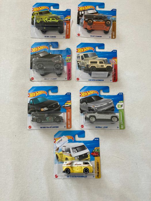 Hot Wheels колички - Ferrari, Audi, BMW, Porsche, Honda и други