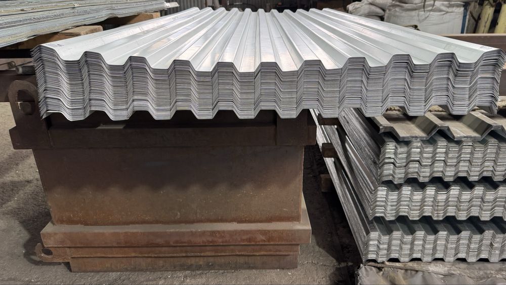 Профнастил Профлист НС21 белый