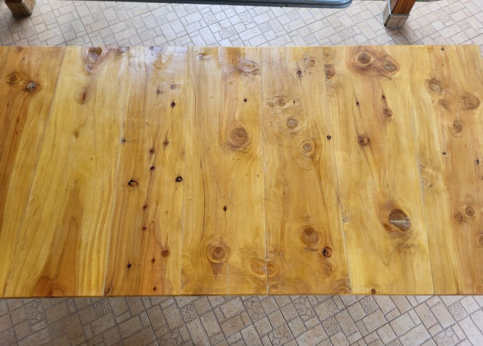 Маса от кедрово дърво (неизползвана)