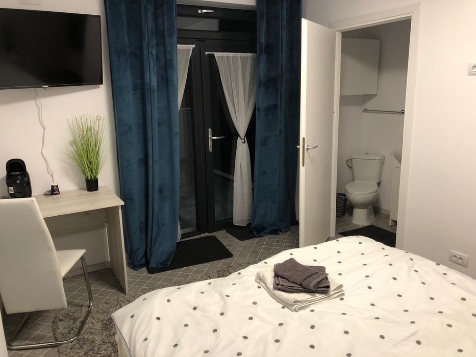 Ofer spre inchiriere camere in regim hotelier, 170lei/noapte/camera