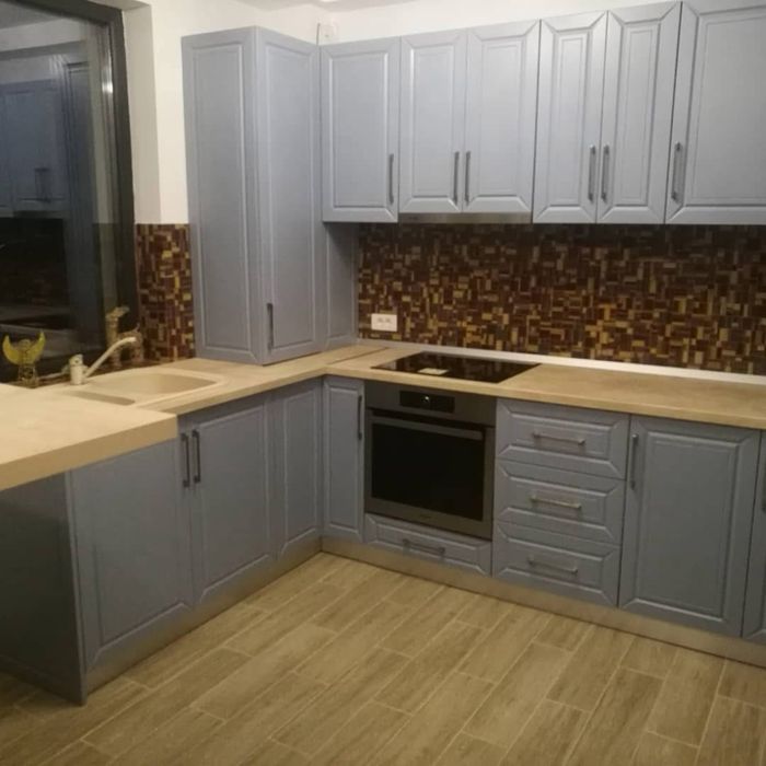 Montez si fac mobila la comanda