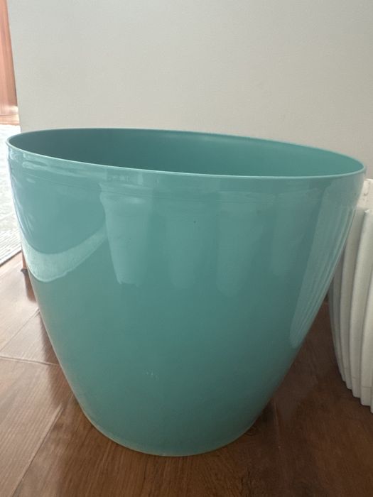 Горшки цветочные 17 шт