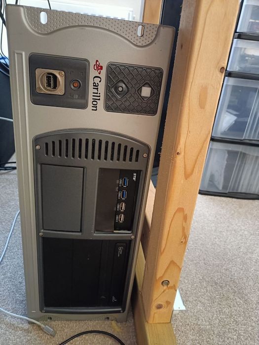 Vand desktop PC utilizat