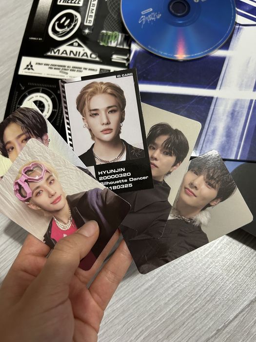 Продам вскрытый альбом ODDINARY Stray kids ОРИГИНАЛ!